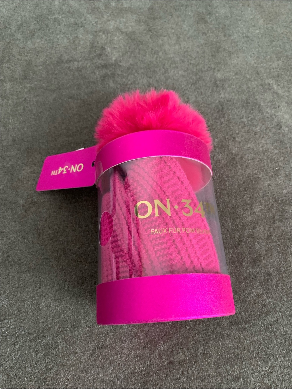 On 34th Women's Pink Faux Fur Pom Beanie Ribbed Knit Gift Box MSRP $48